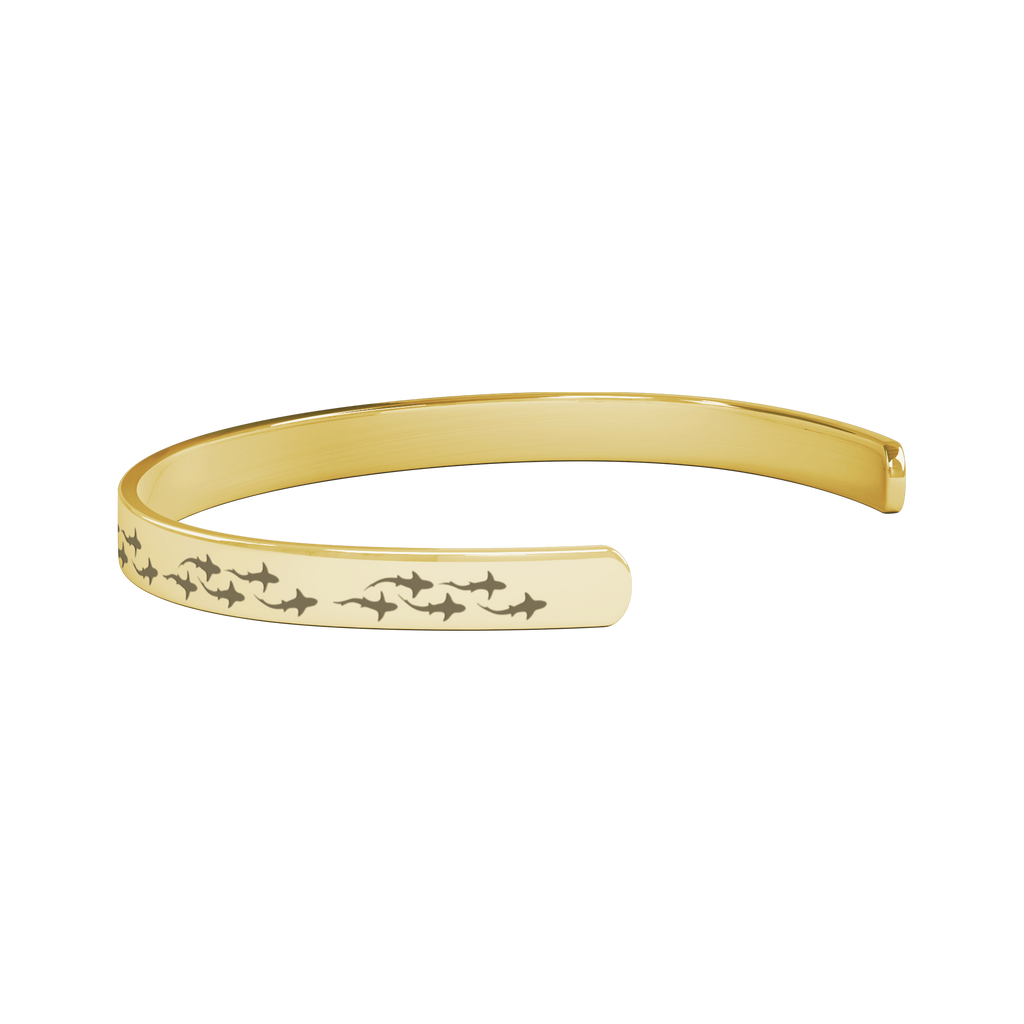 Shark_Cuff_Bracelet_Gold_Transparent_03_Mockup.png_15284537