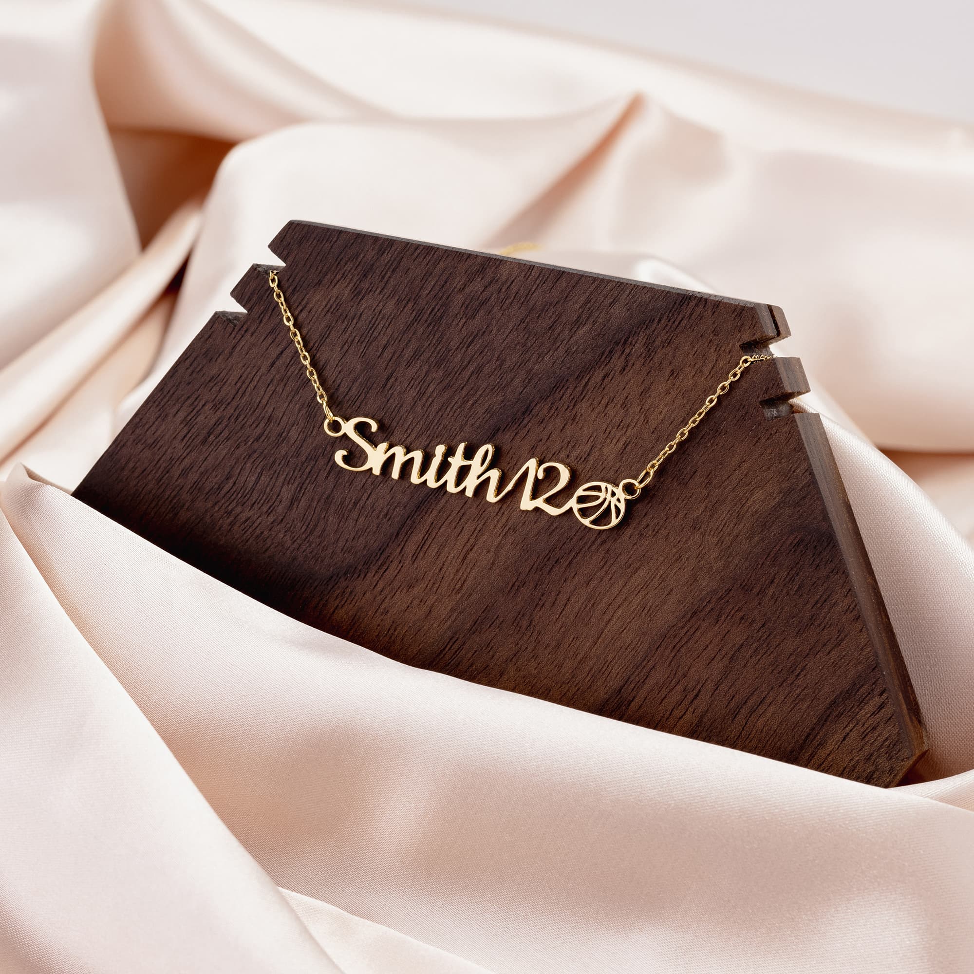 Sports_Mom_Necklace_Mockups_File.jpg_15234970